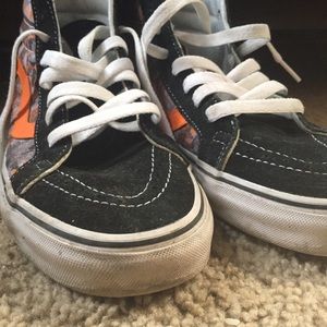 Hi-top Re-Issue Vans